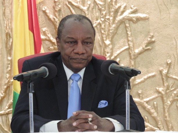 Le président guinéen appelle à la mobilisation générale contre Ebola