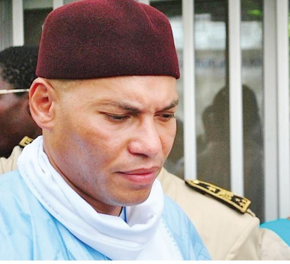 Sénégal/Justice: Karim Wade crée la polémique