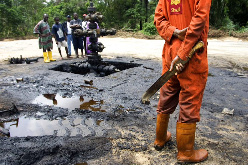 Shell dédommage les pêcheurs nigérians pour pollution