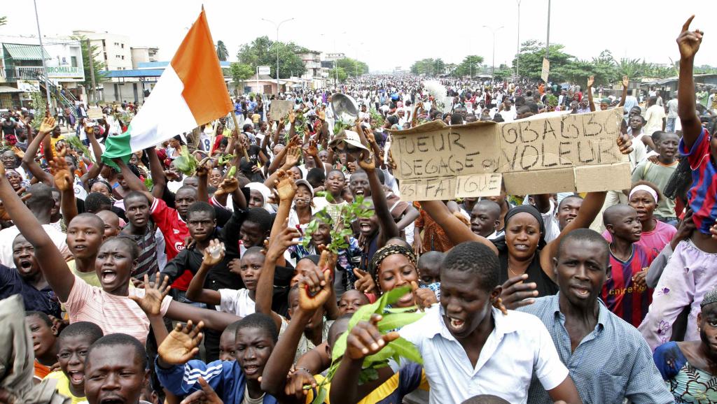Côte d’Ivoire : Huit militaires devant le juge pour le massacre d’Abobo