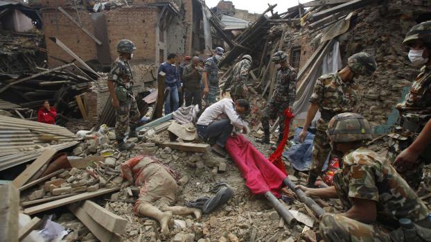 Népal : L’aide internationale commence à affluer