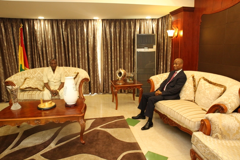 Le président guinéen peu convaincant aux yeux de l’opposition