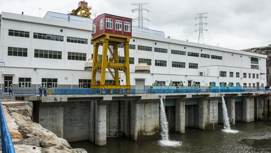 Le président guinéen inaugure le plus grand barrage du pays