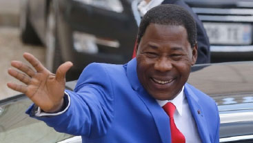 Burkina Faso : Boni Yayi nommé médiateur des élections