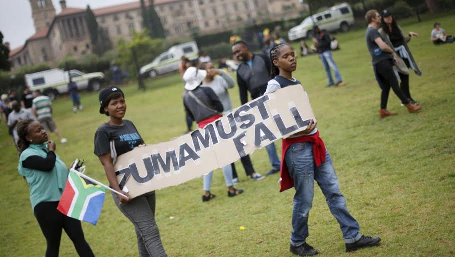 Les Sud-Africains demandent la démission du président Zuma