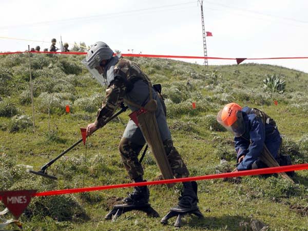 L’armée algérienne affirme avoir détruit un million de mines en onze ans