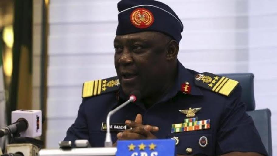 Nigeria : Un ex-chef de l’armée de l’air placé en détention provisoire