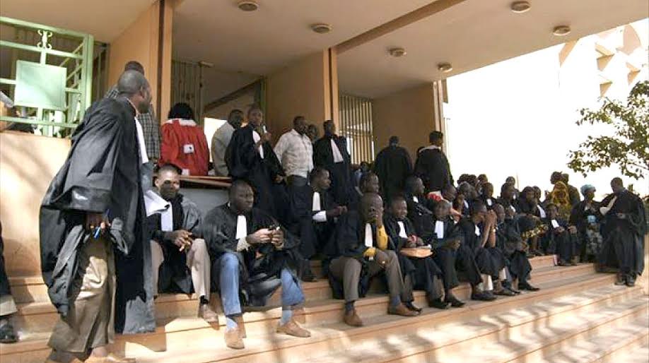 Soutien des syndicats aux magistrats en grève au Burkina Faso
