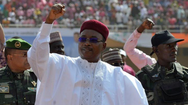 Niger : le président Issoufou défend que la limitation des mandats répond à l’aspiration au changement