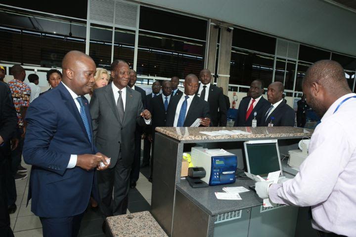 Le gouvernement ivoirien réduit à nouveau des taxes à l’aéroport d’Abidjan