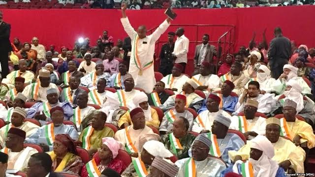 L’opposition nigérienne rejoint le nouveau Parlement