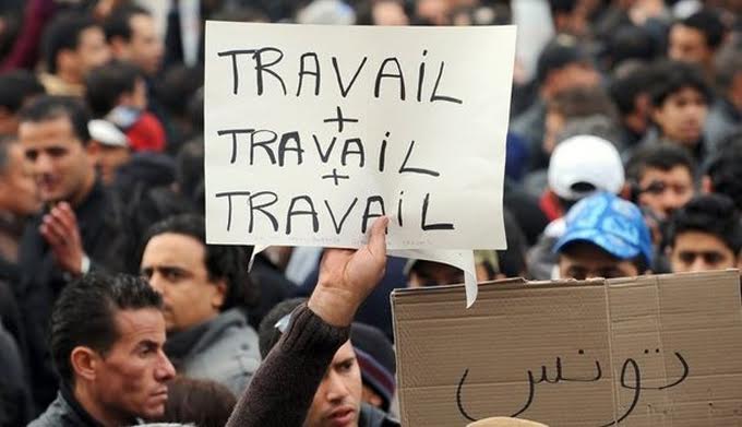 Tunisie: L’armée et la police recrutent des chômeurs