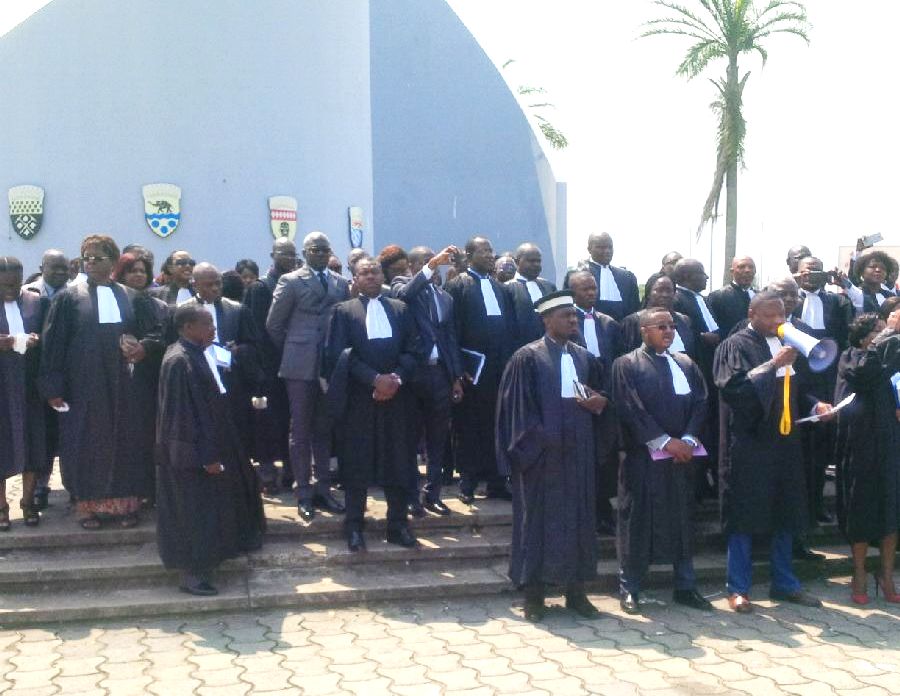 Les magistrats en grève au Gabon