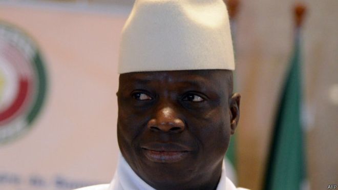 Le président gambien Jammeh dépose sa candidature pour un 5e mandat
