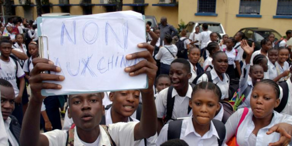 RDC : Collégiens et lycéens contestent la cession d’un terrain scolaire à la Chine
