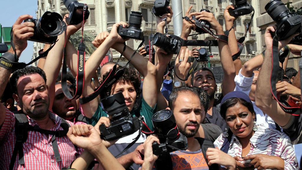 Le président égyptien Al-Sissi promulgue une loi controversée pour museler la presse