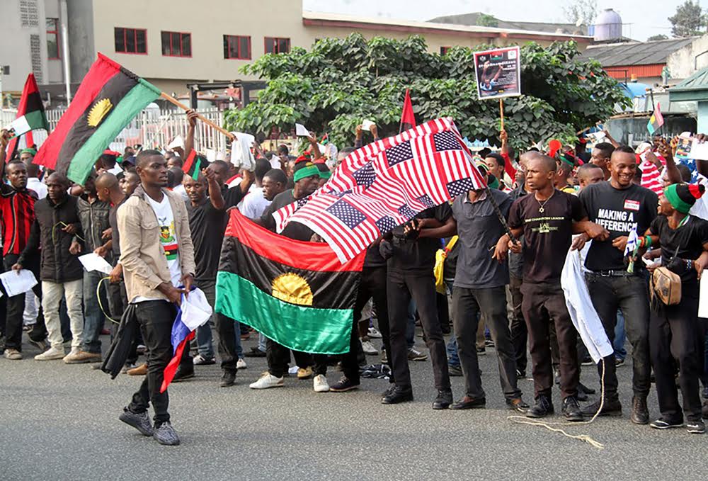 Des manifestants pro-Trump arrêtés au Nigeria