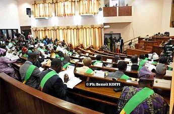 Bénin : Le gouvernement réussit à fédérer les différents partis autour du projet des réformes constitutionnelles