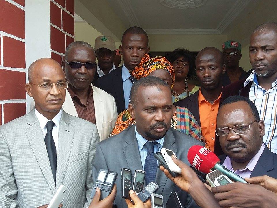 Le président guinéen se débarrasse de trois ministres
