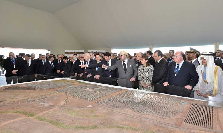 Maroc: lancement des travaux de l’ultime étape du plus grand complexe solaire au monde