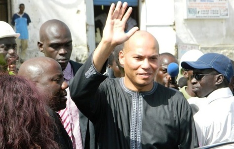 L’opposition sénégalaise exige le retour de Karim Wade dans son pays