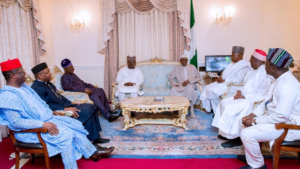 Le président nigérian Buhari reçoit des gouverneurs à Londres