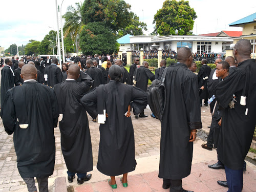 Le corps de la magistrature en RDC se débarrasse des intrus