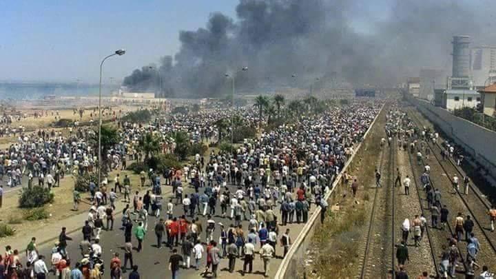 Algérie: Des scènes de guerre à Haouch El Makhfi