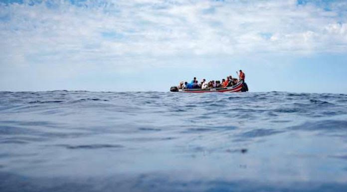 La marine tunisienne a secouru en une nuit, 255 clandestins en partance pour le sud de l’Italie