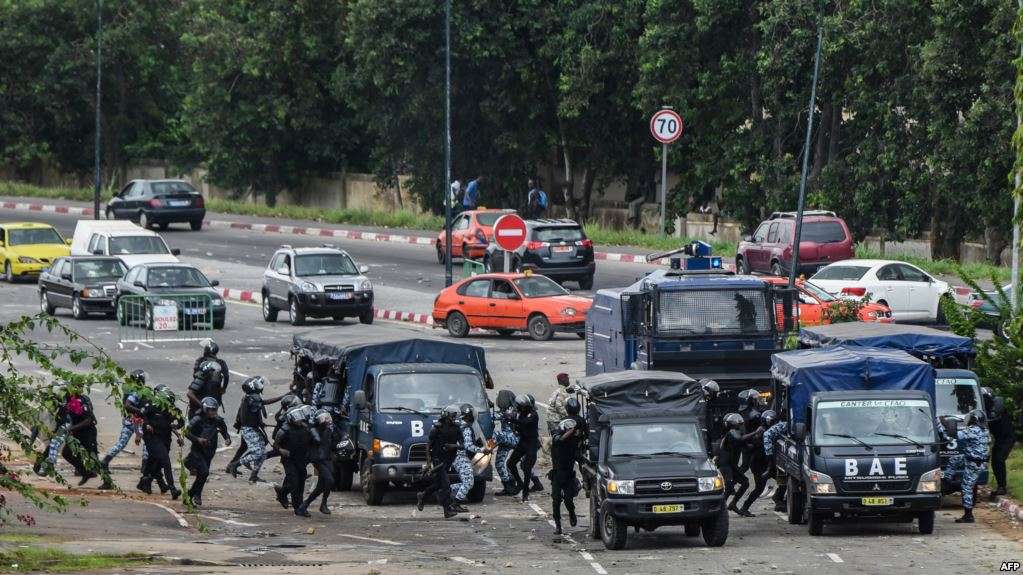 Arrestation de deux enseignants en grève à l’Université d’Abidjan