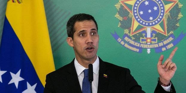 En visite au Brésil, Juan Guaido annonce son retour au Venezuela