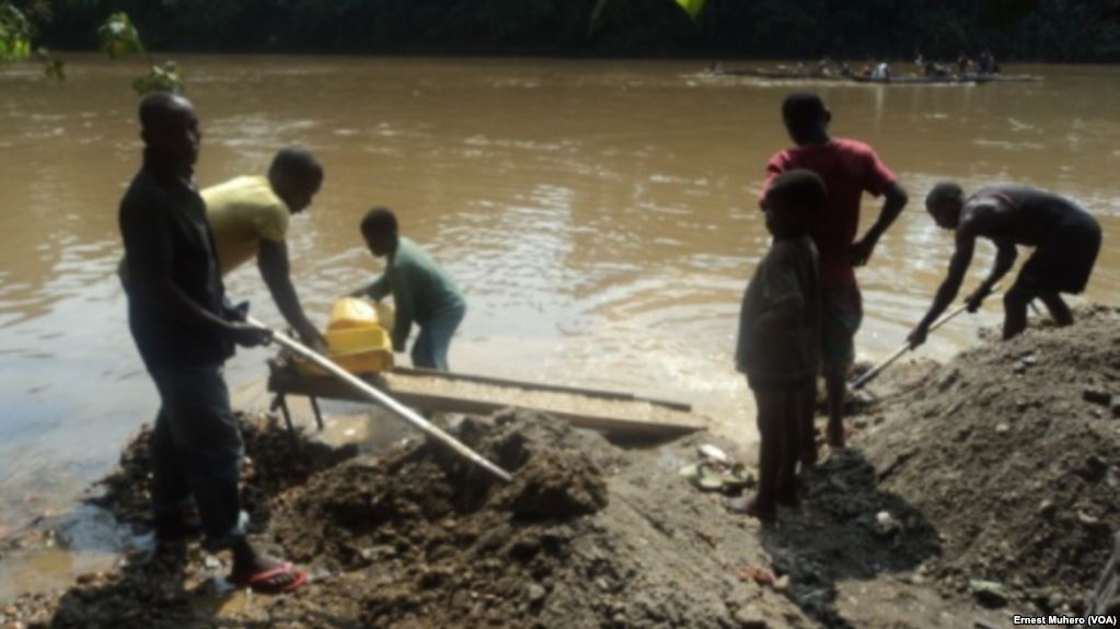 Quatorze morts dans l’éboulement d’une mine en RDC