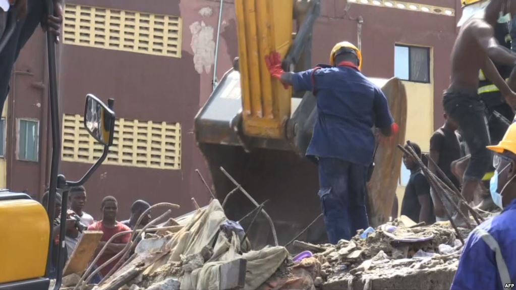 Au moins huit morts dans l’effondrement d’une école à Abuja