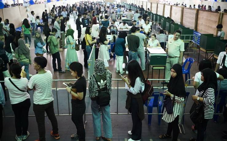 Participation massive au scrutin anticipé en Thaïlande