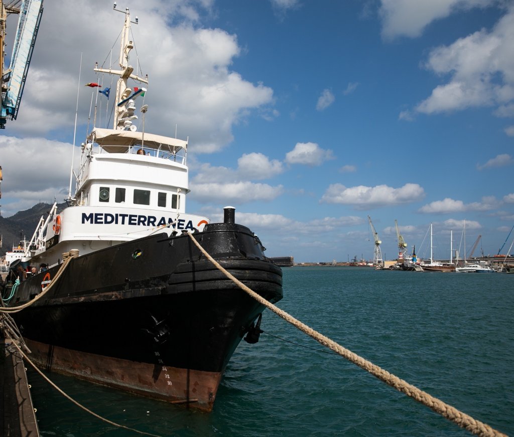 Un bateau humanitaire italien porte secours à 47 migrants en Méditerranée