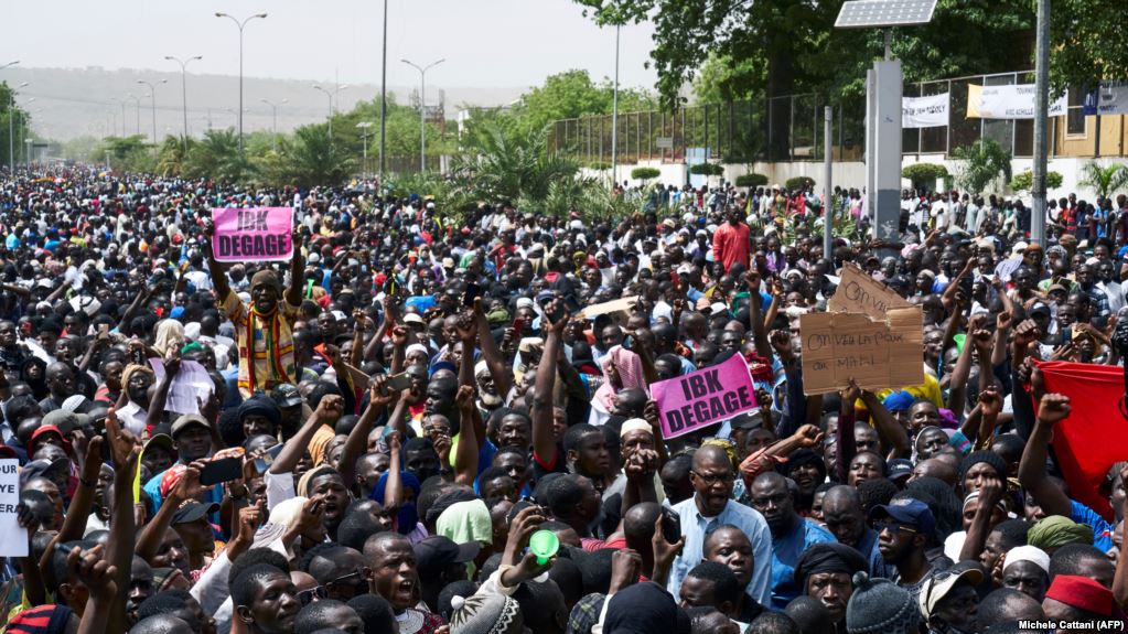 Manifestation à Bamako contre les violences intercommunautaires