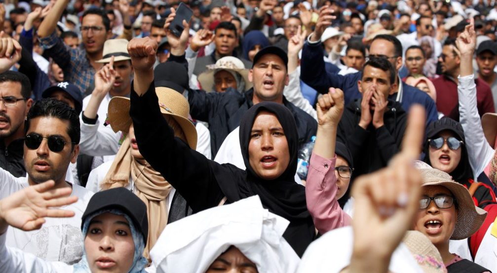 Des milliers d’enseignants « contractuels » marocains manifestent à Rabat