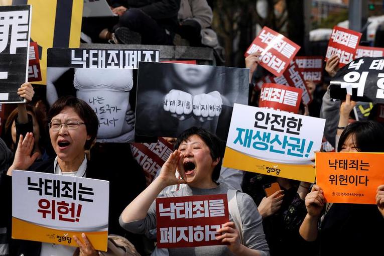 La Cour constitutionnelle sud-coréenne se prononce contre l’avortement