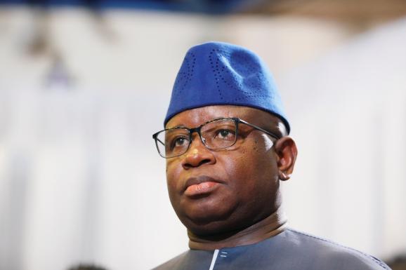 L’ancien gouvernement en Sierra Leone aurait détourné 1 milliard de dollars