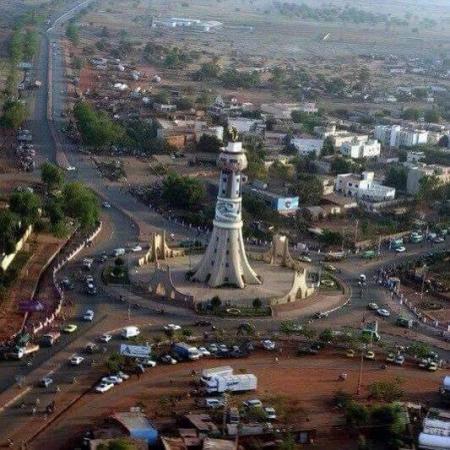 Mali : ​le gouvernement signe un accord politique avec des partis de l’opposition