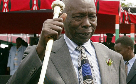 Un ex-président kenyan condamné à une forte amende pour spoliation d’un terrain