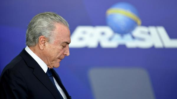 L’ex-président brésilien Michel Temer se rend à la police