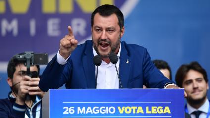 Salvini veut sanctionner ceux qui aideraient les migrants en mer