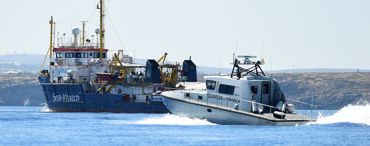 Le navire Sea-Watch décide de franchir la zone maritime italienne