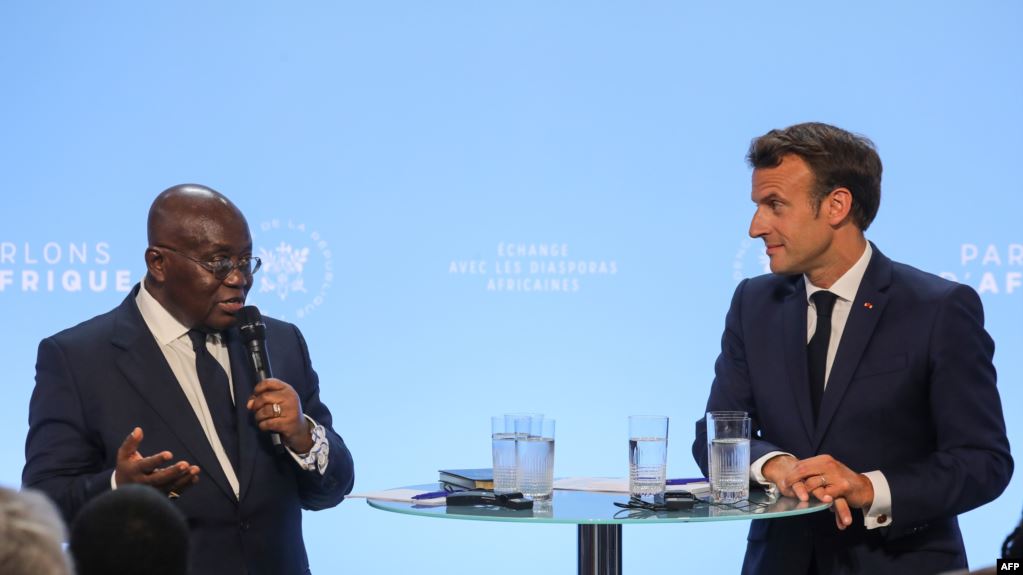 Elysée/Les présidents français et ghanéen échangent avec des diasporas africaines