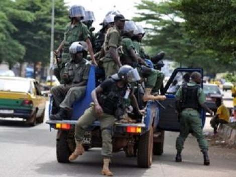 La Guinée adopte une loi qui autorise les gendarmes à tirer à vue