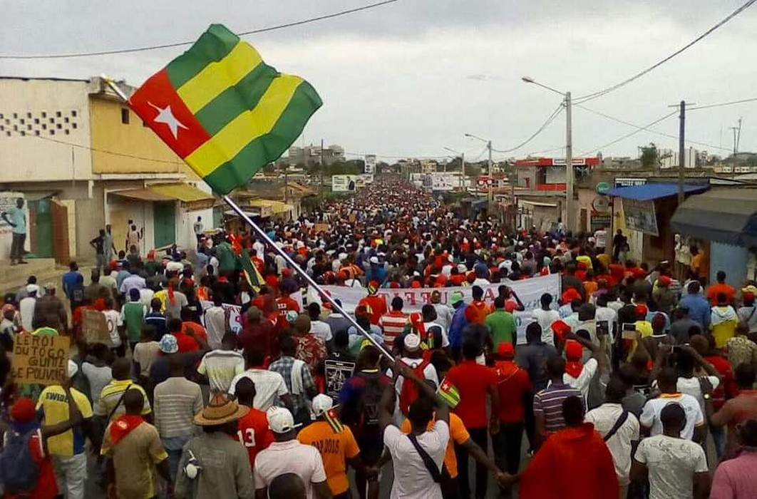 Le Parlement togolais restreint la liberté de manifestation dans le pays