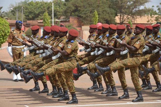 Le Burkina recrute 500 militaires dans le cadre de la lutte contre le terrorisme