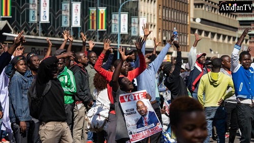 Des enseignants zimbabwéens inculpés pour avoir manifesté