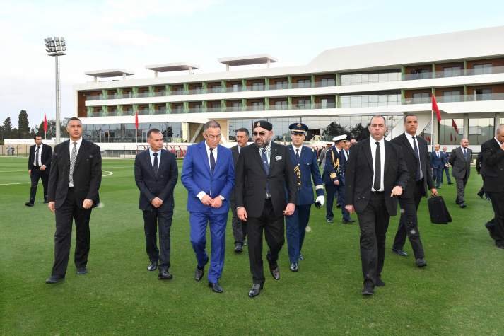 Le Roi Mohammed VI inaugure l’un des plus importants complexes de football au monde